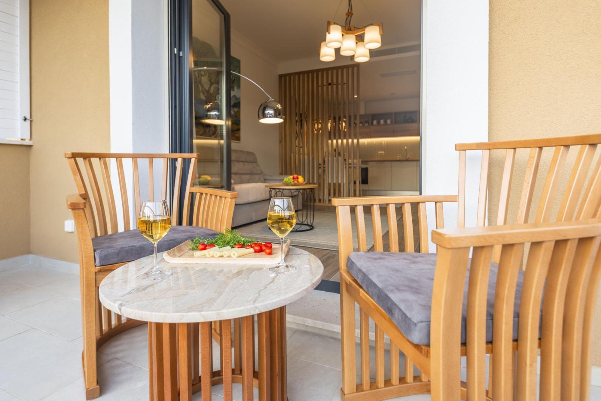 Lustica Apartments Central Tivat Cameră foto